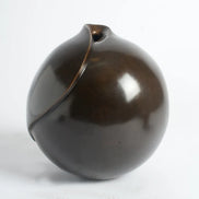 HICKORY VASE