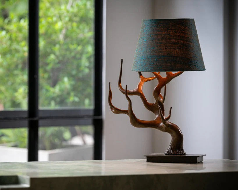 CERVUS TABLE LAMP