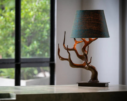 CERVUS TABLE LAMP