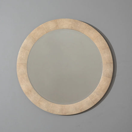 Galucha Mirror