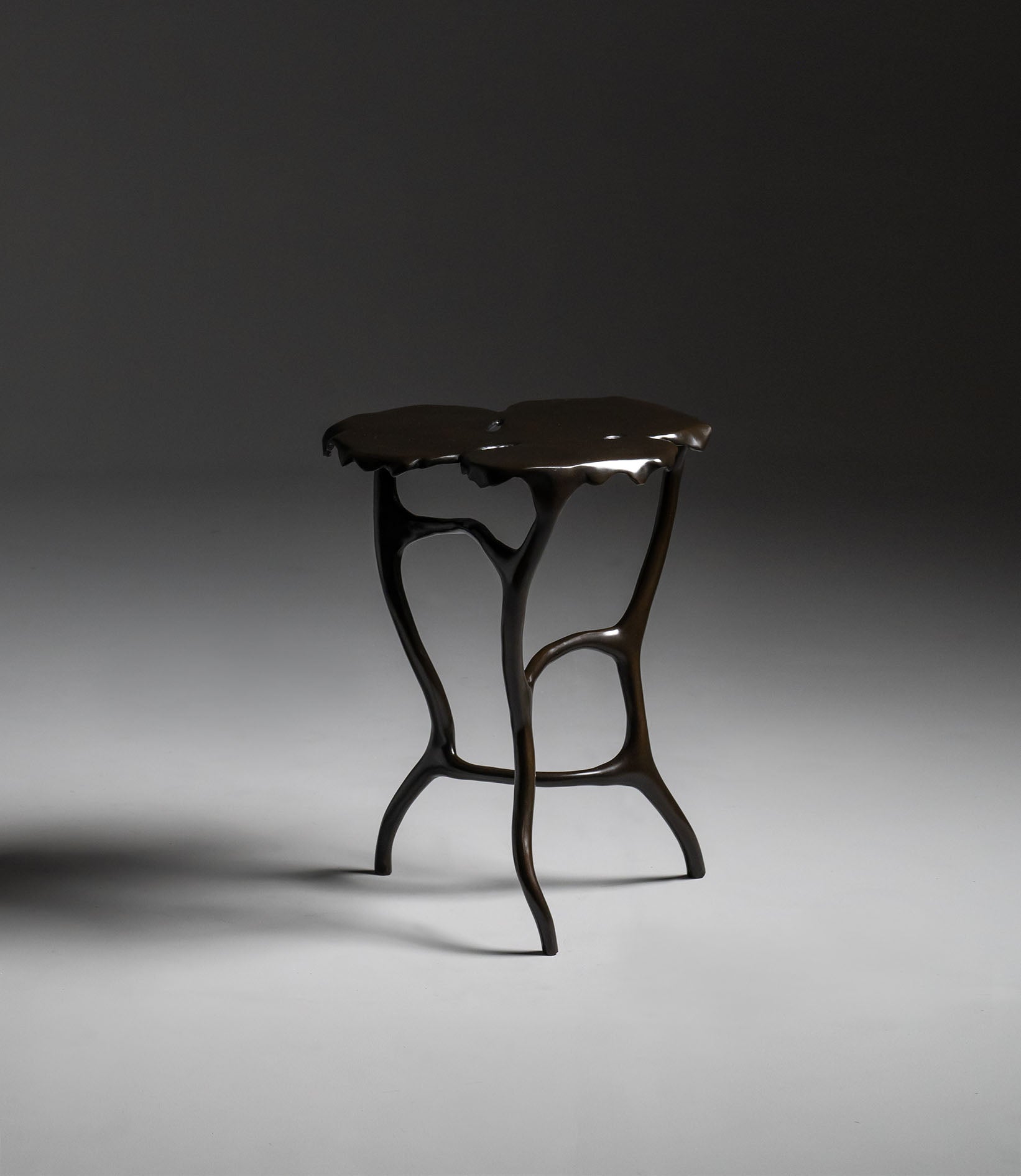 DALI SIDE TABLE