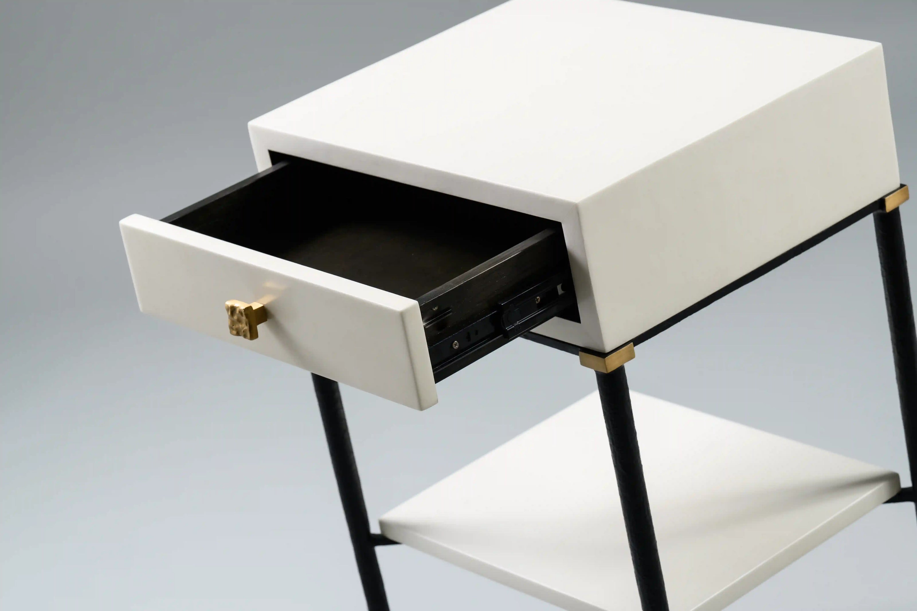 FOLLOT II BEDSIDE TABLE