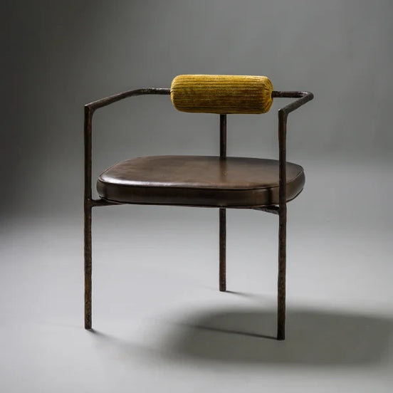 JOHANN CHAIR
