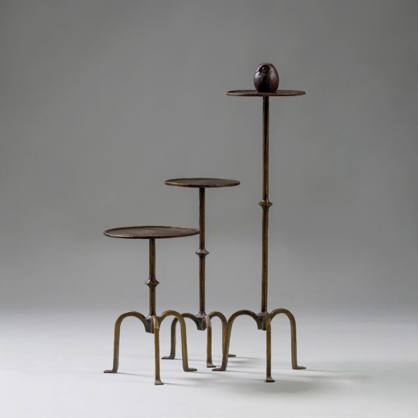 KIEFER COCKTAIL TABLE