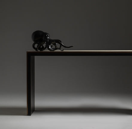 LEVI CONSOLE