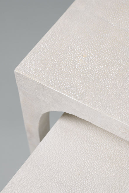 LEVIN SIDE TABLE