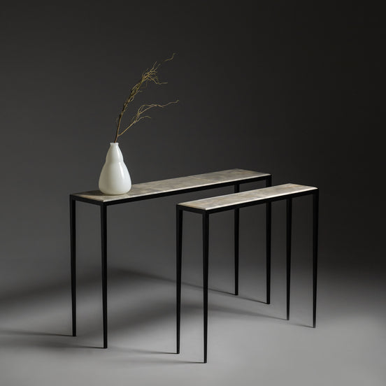 LINEAR CONSOLE TABLE