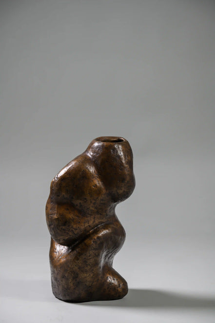 Ludwig Vase Sculpture