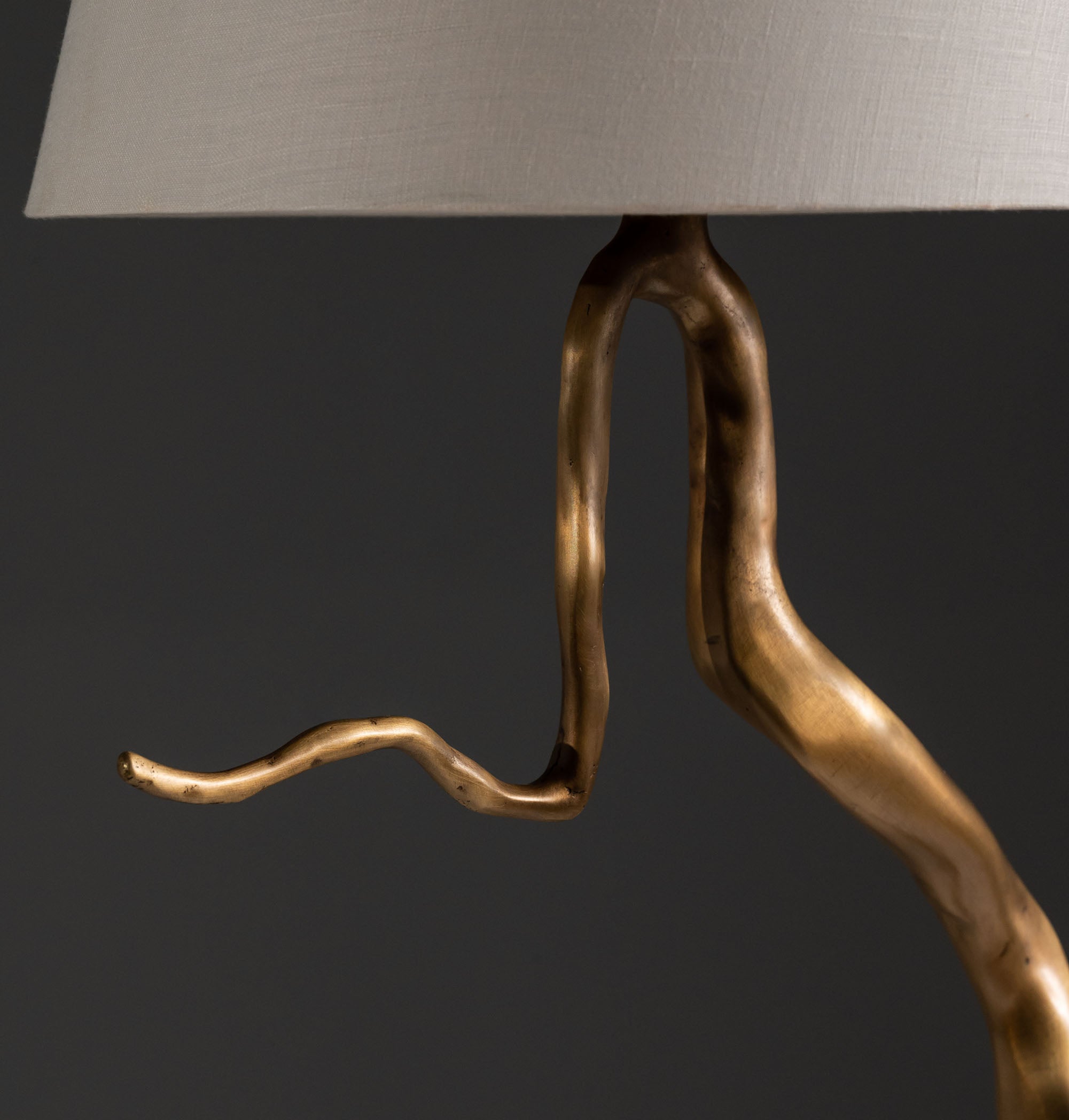 Moyogi Floor Lamp
