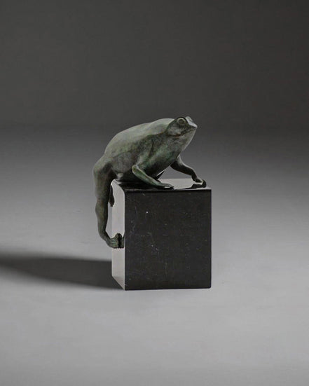 NAVEEN SCULPTURE