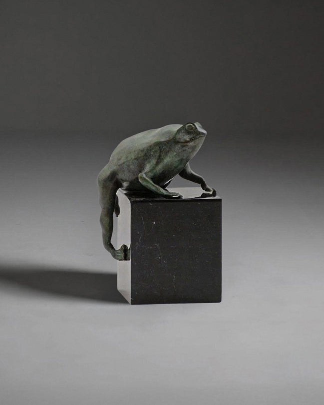 NAVEEN SCULPTURE