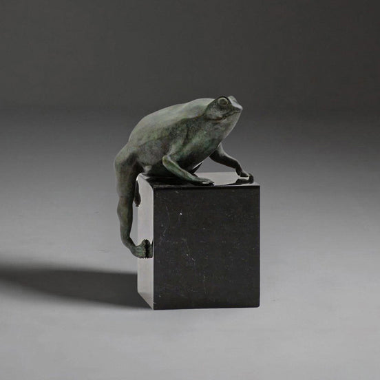 NAVEEN SCULPTURE