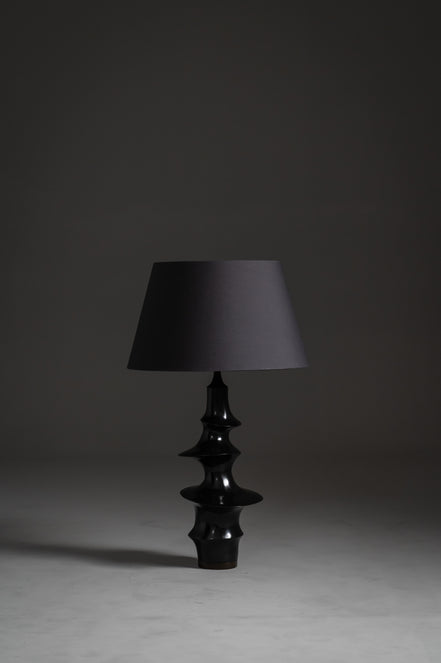 SPRUCE TABLE LAMP