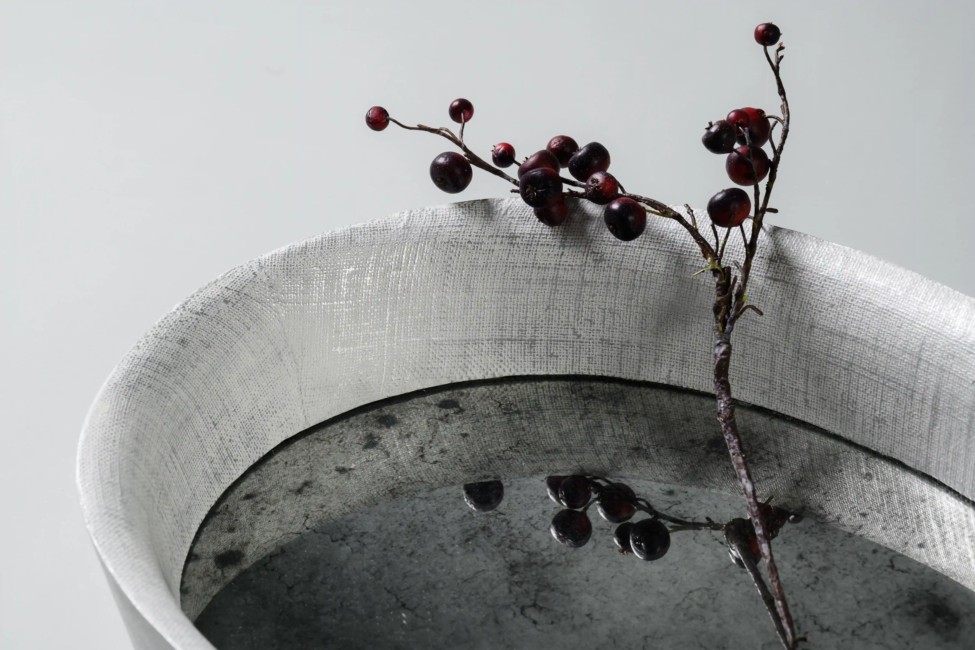 YVESS OVAL TRAY