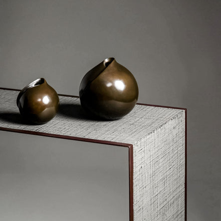 Hickory Vase, Noto Atelier, view 2
