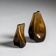 Nashi Vase by Noto Atelier, flaxen bronze