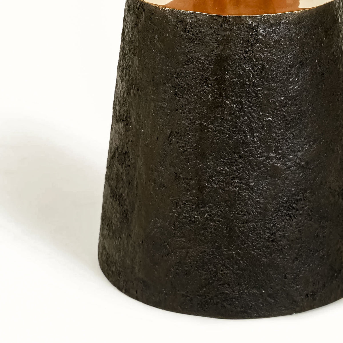 Necked Side Table, Noto Atelier, view 3
